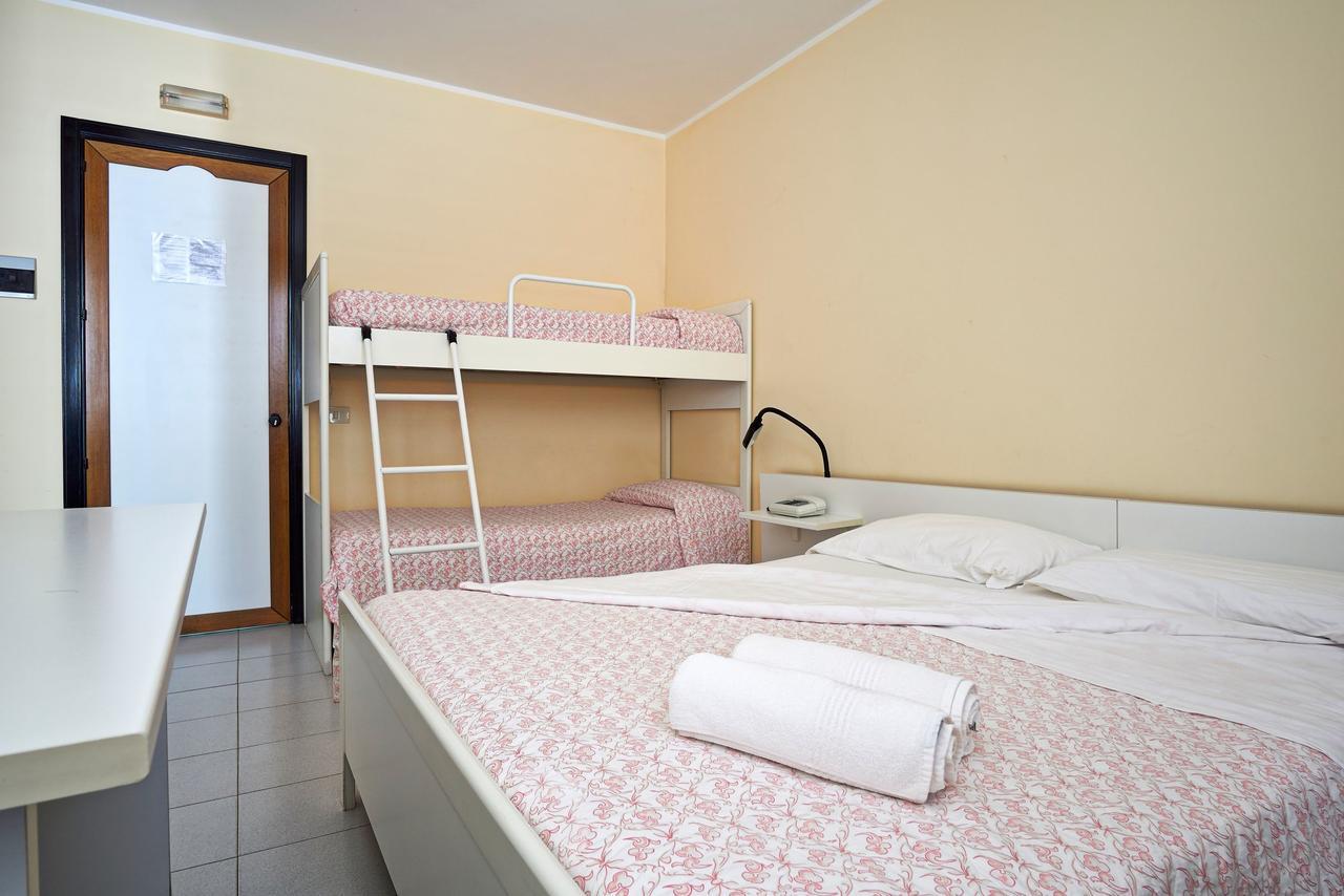 Hotel Mazzurco Cesarò Buitenkant foto